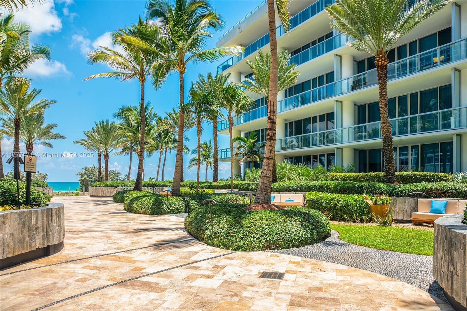 6801 Collins Ave #1206, Miami Beach FL 33141