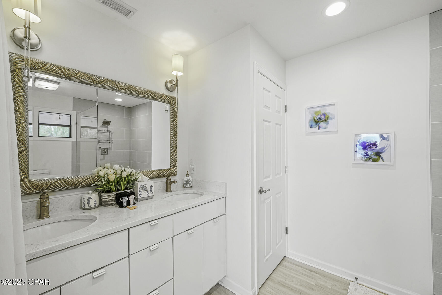 Image 16 For 7124 Leeward Street