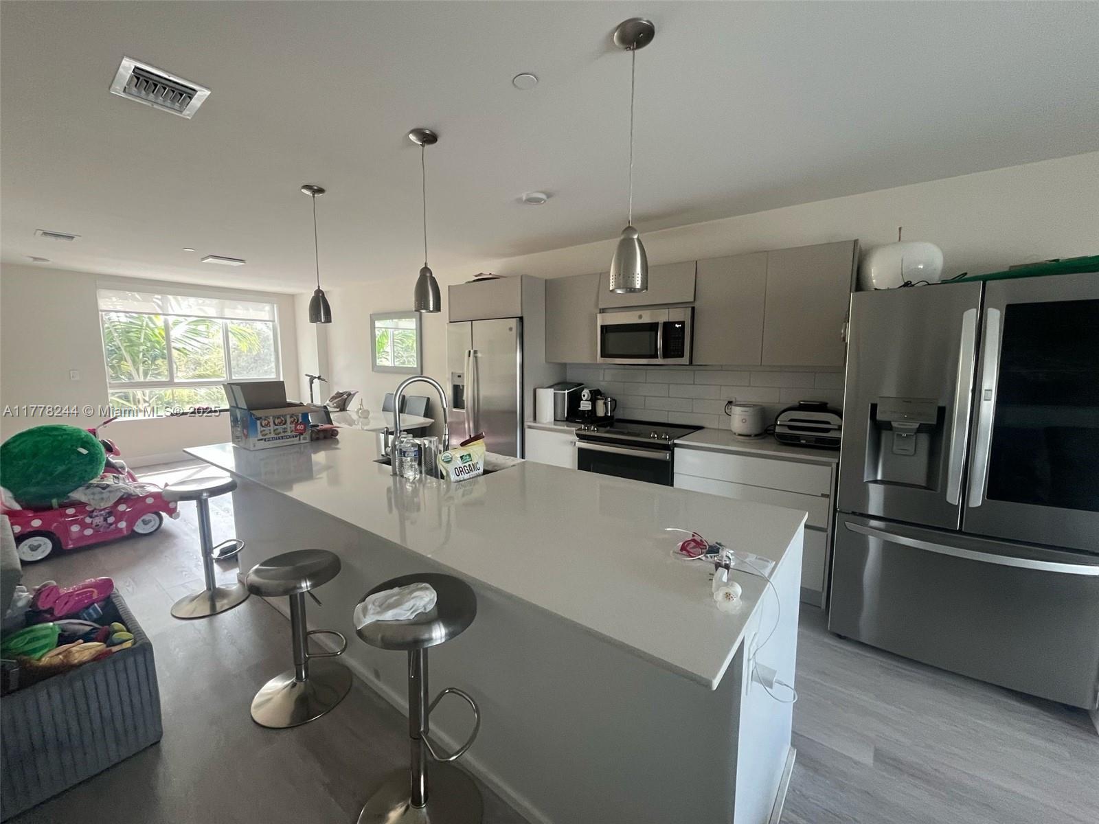 Property photo # 4