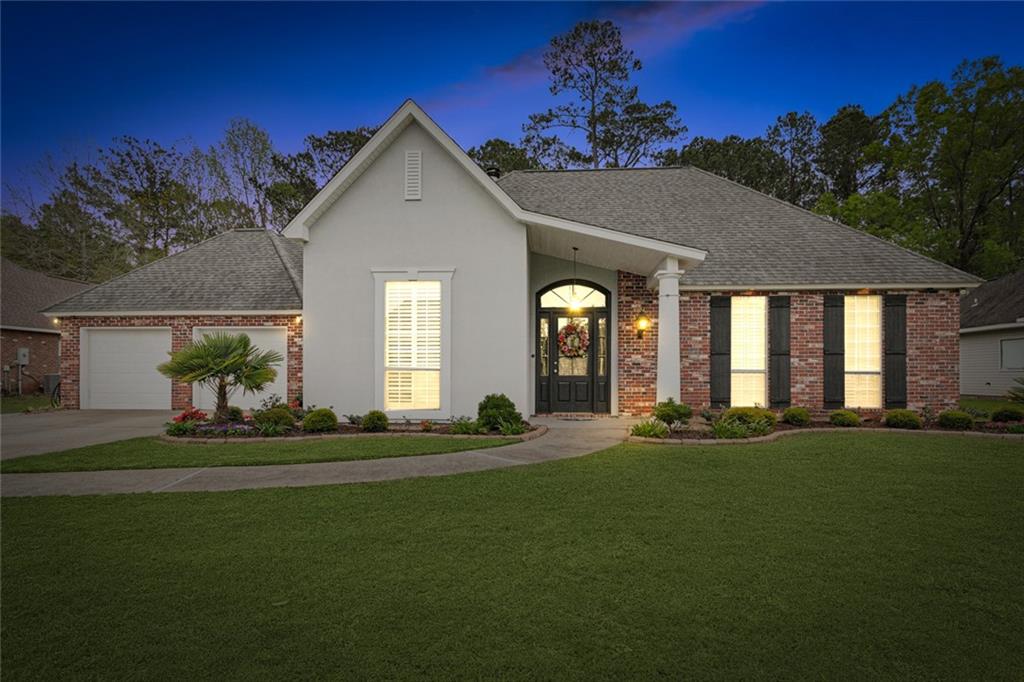 Homes for sale in Mandeville, LA | 1882 Logan Ln, Mandeville, LA 70448 | MLS# 2494928