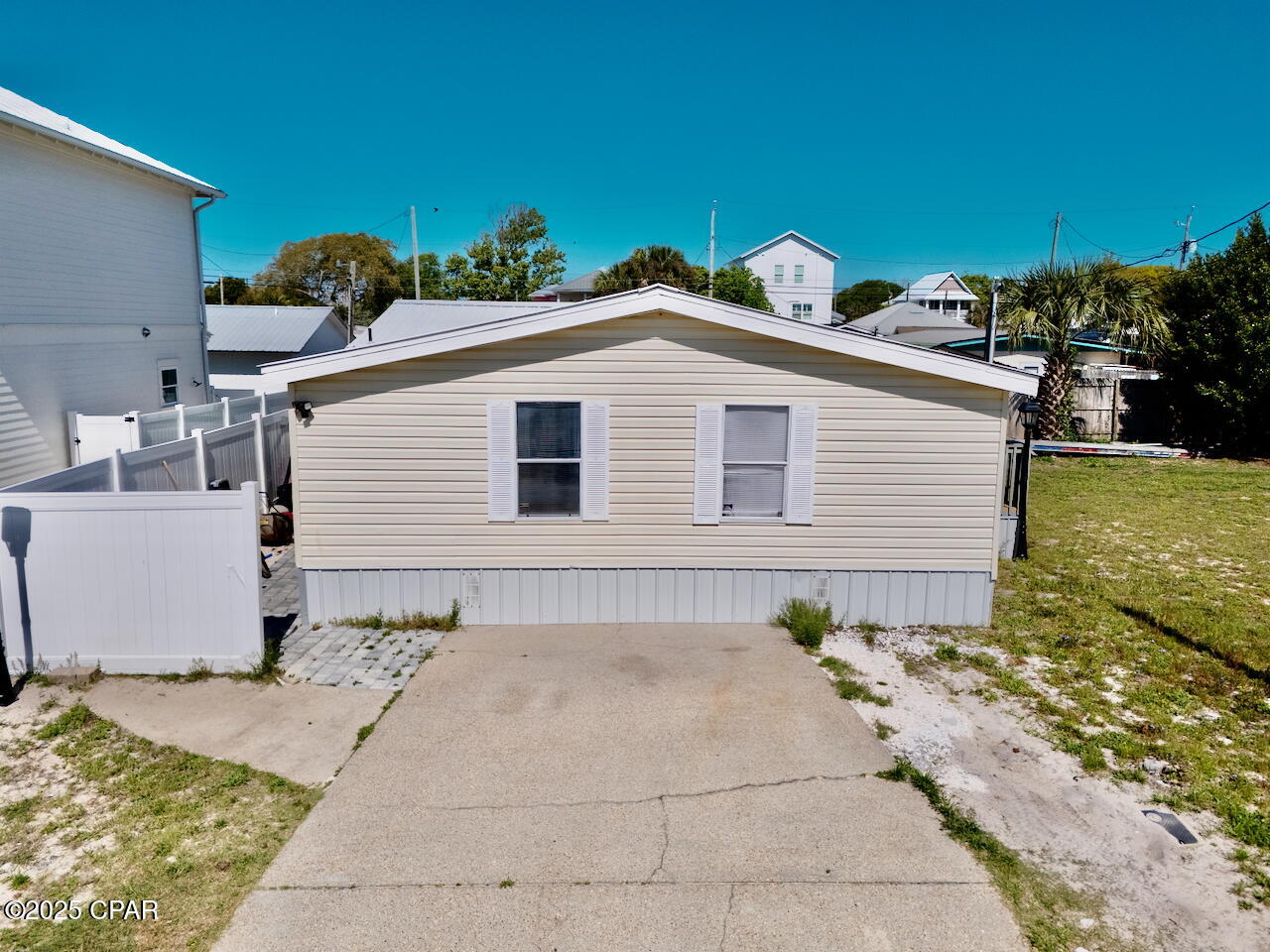 Image 2 For 219 Venado Place