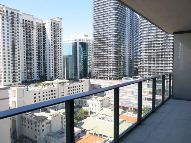 1000 Brickell Plz #1910, Miami FL 33131