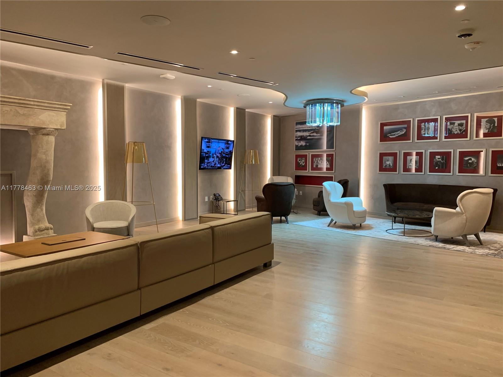1000 Brickell Plz #1910, Miami FL 33131