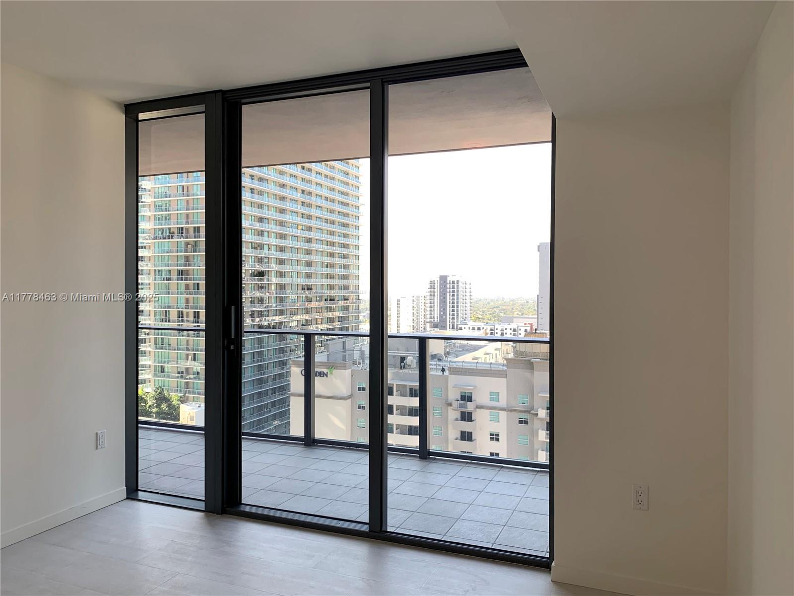 1000 Brickell Plz #1910, Miami FL 33131