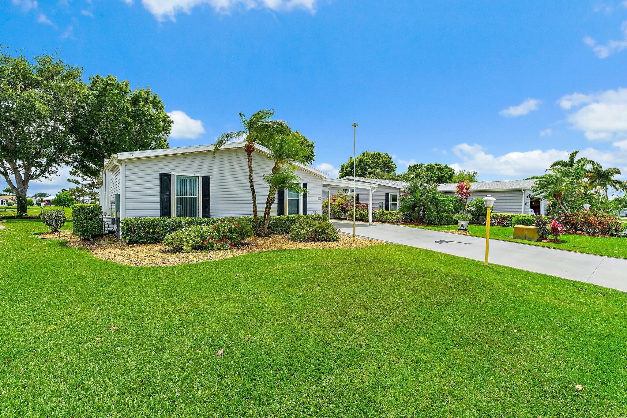 Photo 0 of home located at 3237 Scarlet Tanager Court, Port St Lucie FL