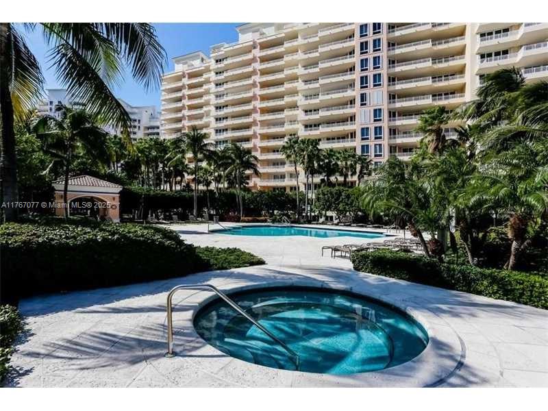 791 Crandon Blvd #1401, Key Biscayne FL 33149