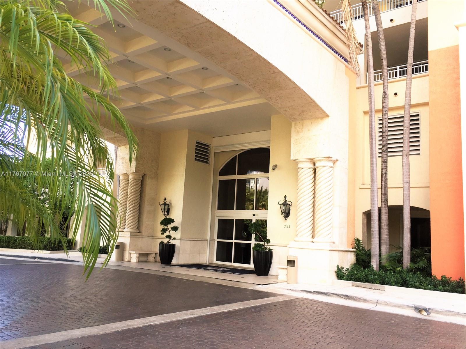 791 Crandon Blvd #1401, Key Biscayne FL 33149