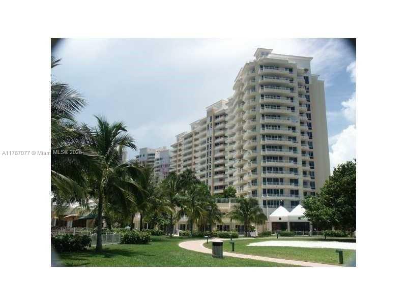 791 Crandon Blvd #1401, Key Biscayne FL 33149