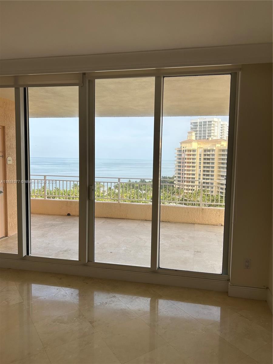 791 Crandon Blvd #1401, Key Biscayne FL 33149