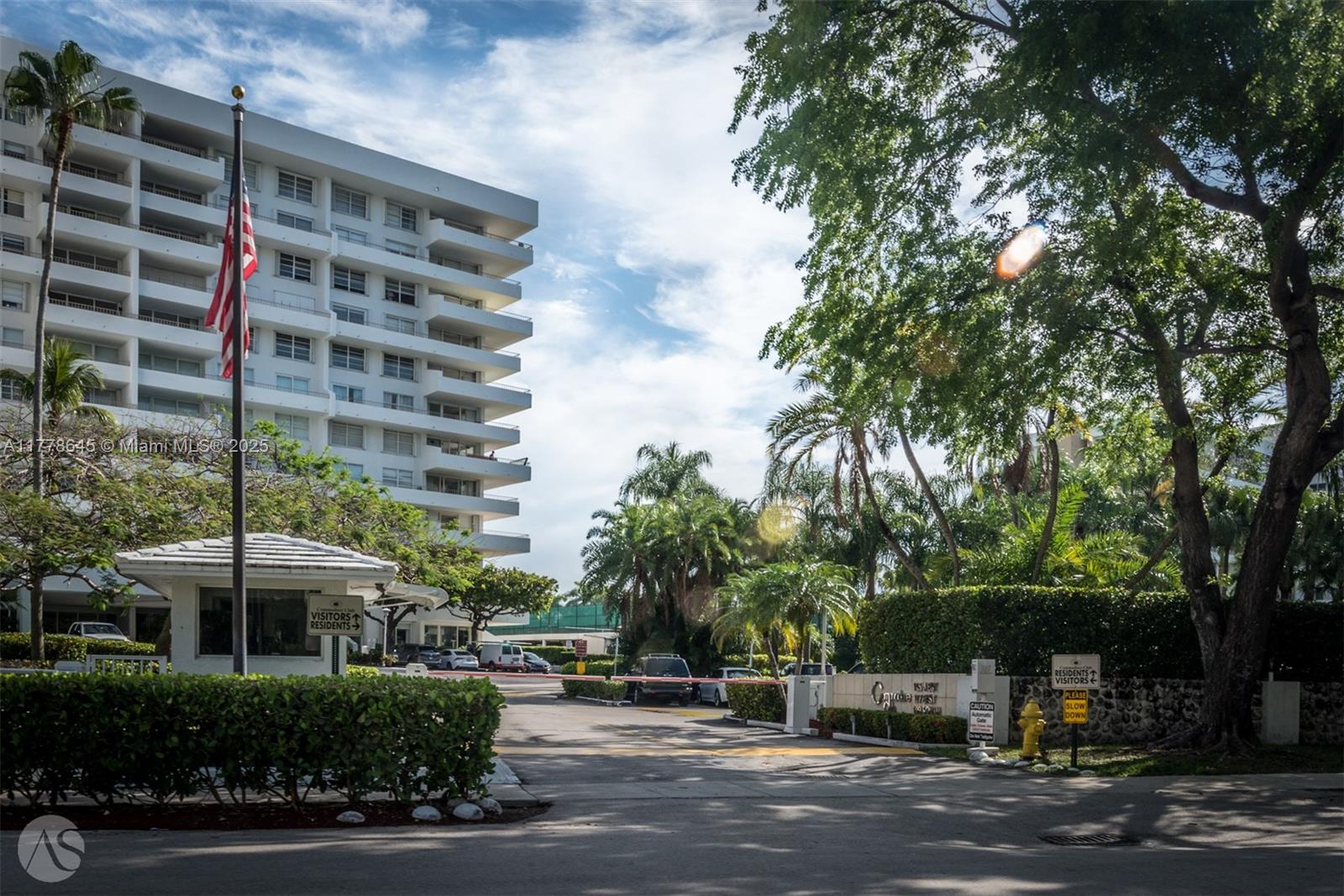 177 Ocean Lane Dr #1209, Key Biscayne FL 33149
