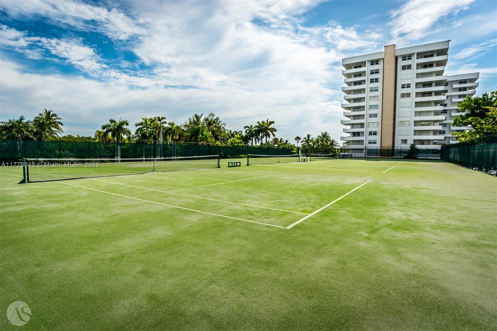 177 Ocean Lane Dr #1209, Key Biscayne FL 33149