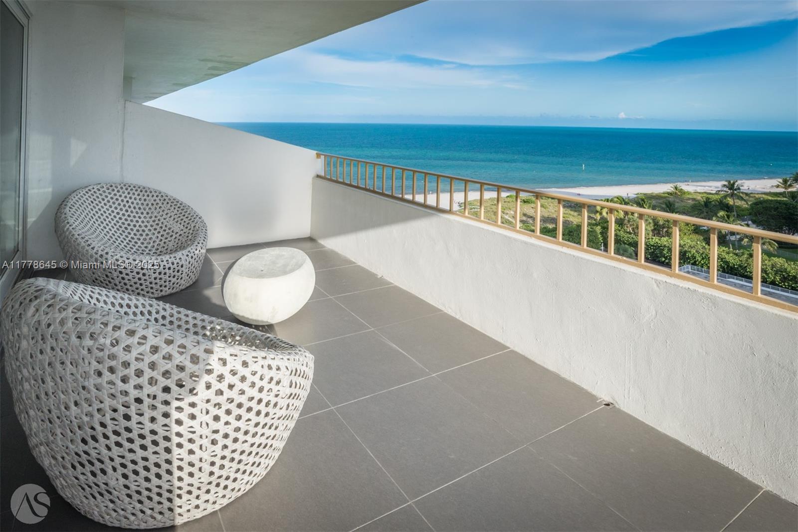 177 Ocean Lane Dr #1209, Key Biscayne FL 33149