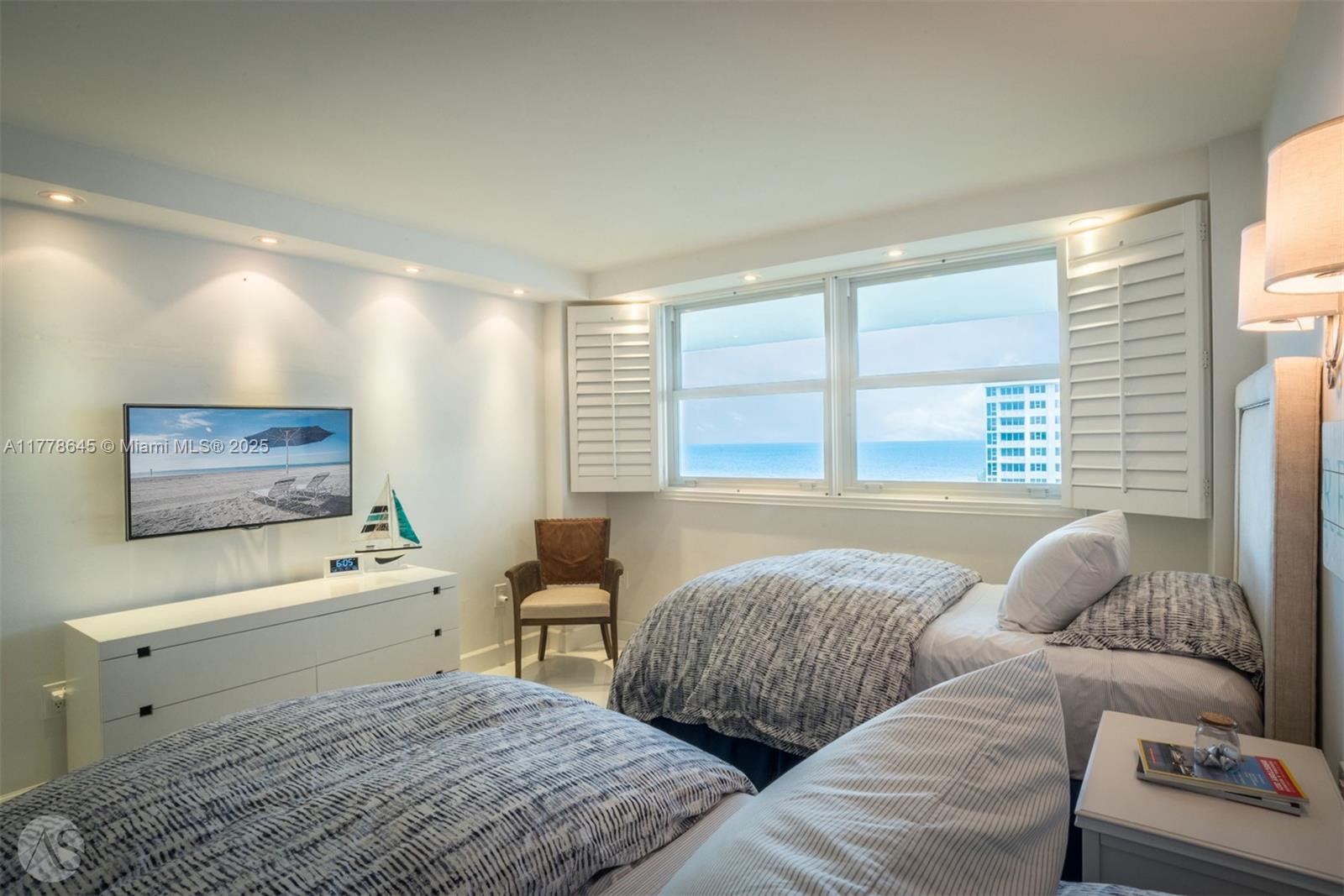 177 Ocean Lane Dr #1209, Key Biscayne FL 33149