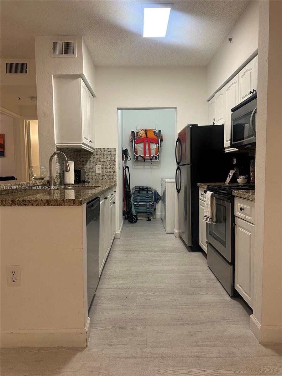 19877 E Country Club Dr #3105, Aventura FL 33180