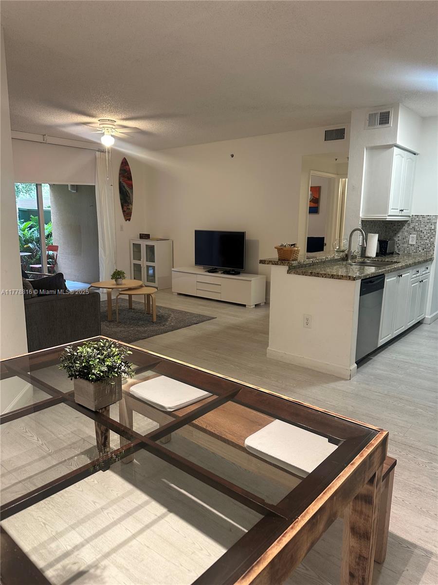 19877 E Country Club Dr #3105, Aventura FL 33180