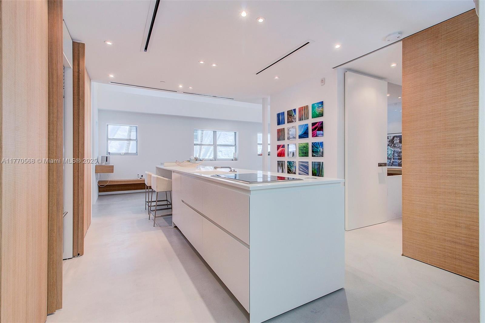 125 Ocean Drive #L0101, Miami Beach FL 33139