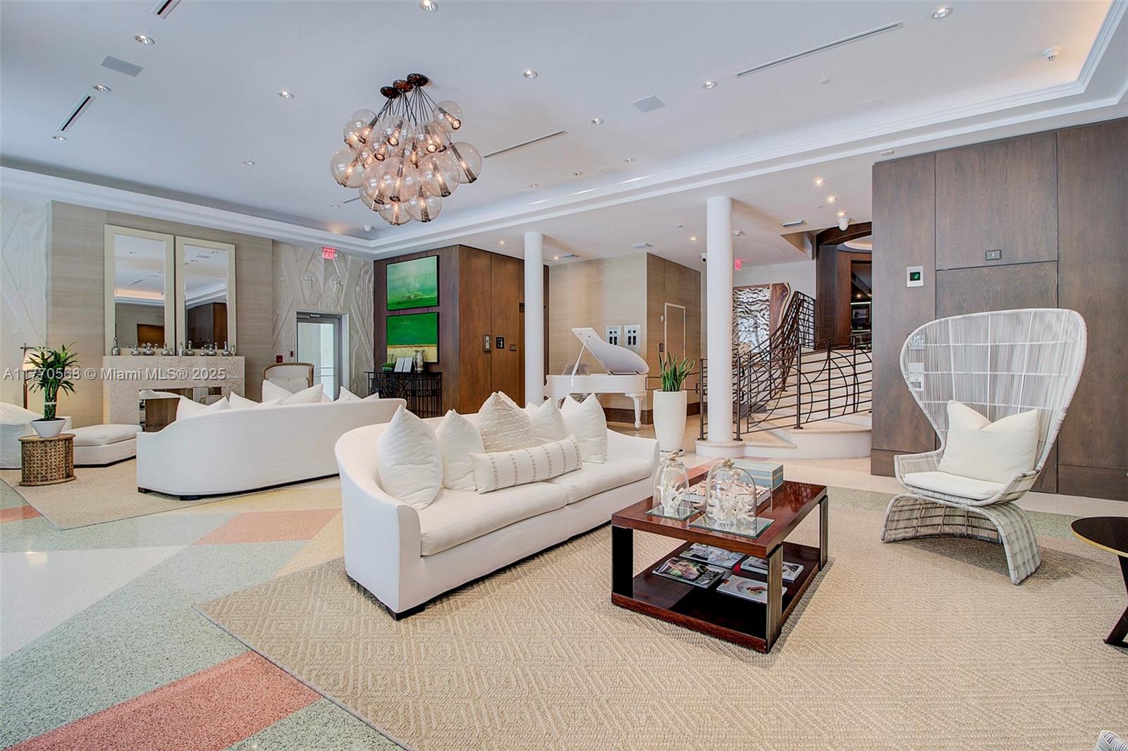 125 Ocean Drive #L0101, Miami Beach FL 33139