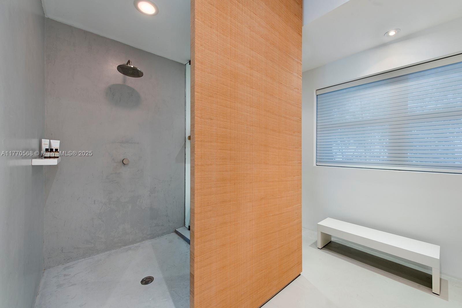 125 Ocean Drive #L0101, Miami Beach FL 33139