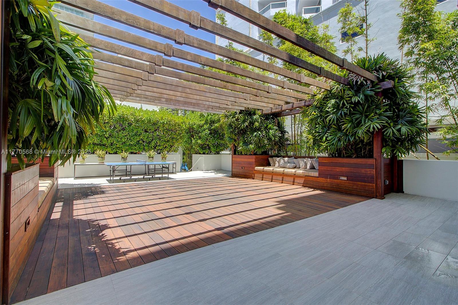 125 Ocean Drive #L0101, Miami Beach FL 33139