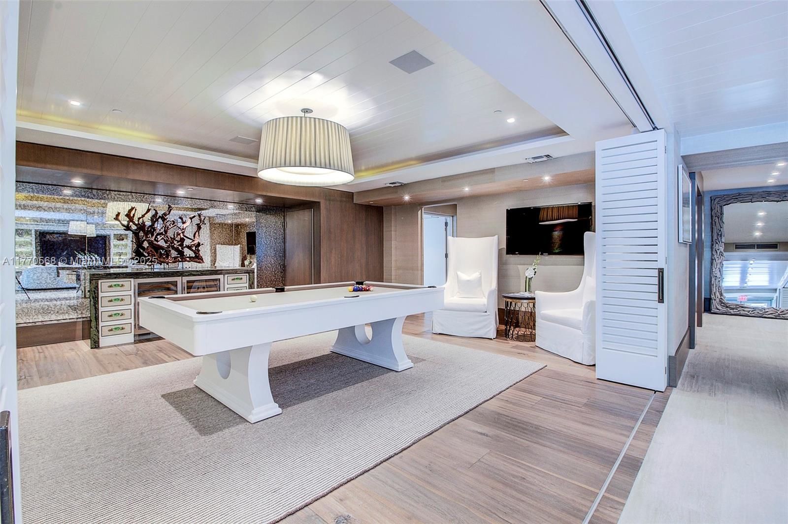 125 Ocean Drive #L0101, Miami Beach FL 33139