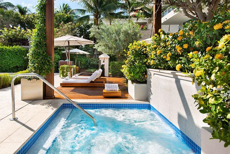 125 Ocean Drive #L0101, Miami Beach FL 33139