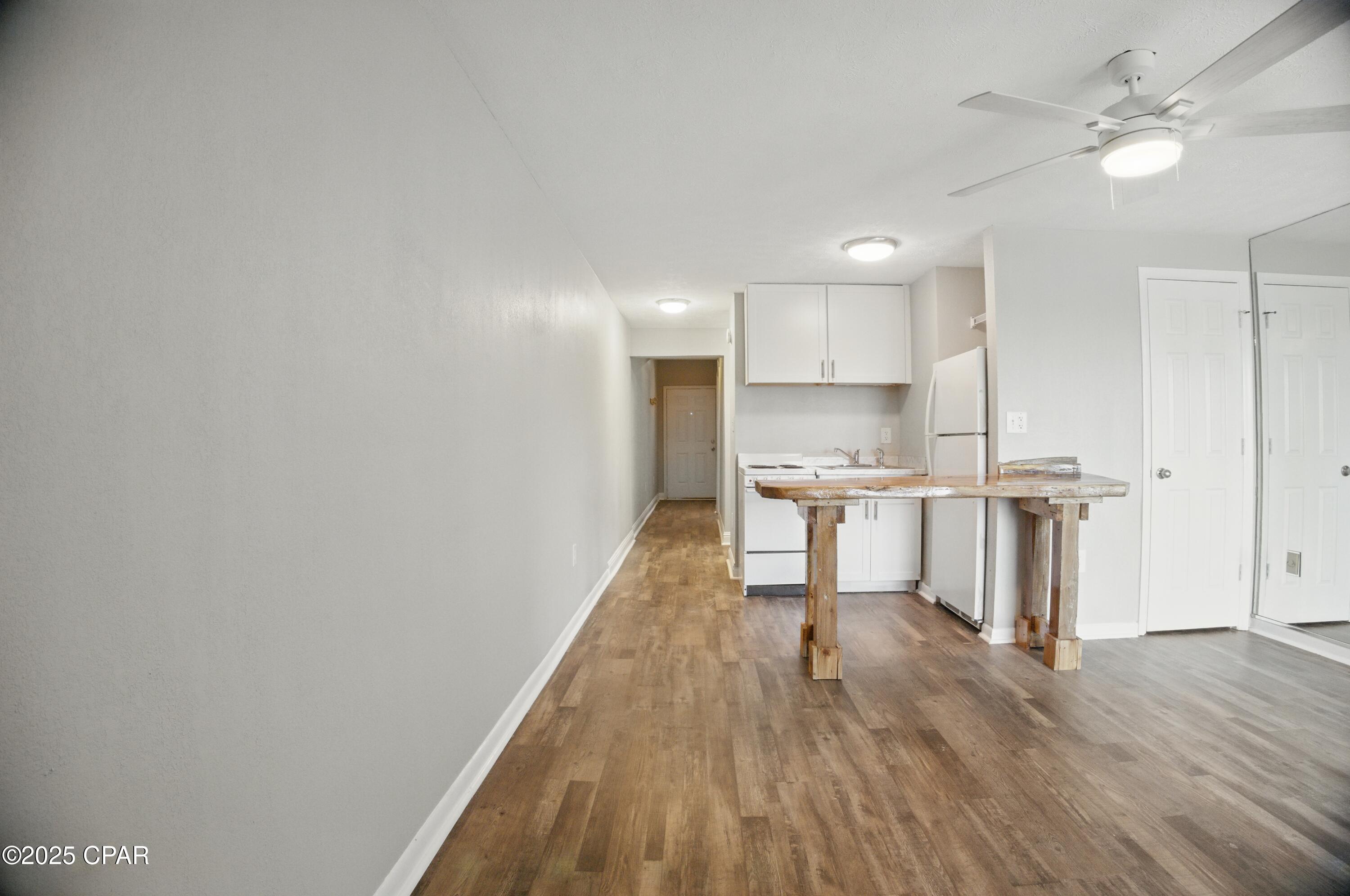 Image 4 For 5505 Sun Harbor Road 141