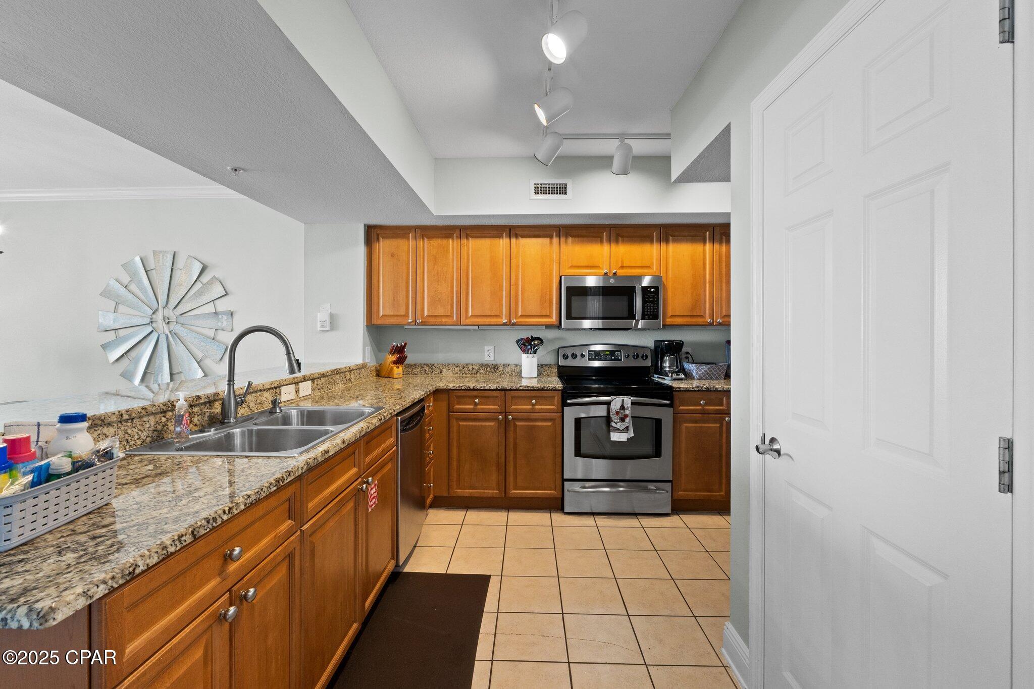 Image 10 For 14701 Front Beach Road 1231