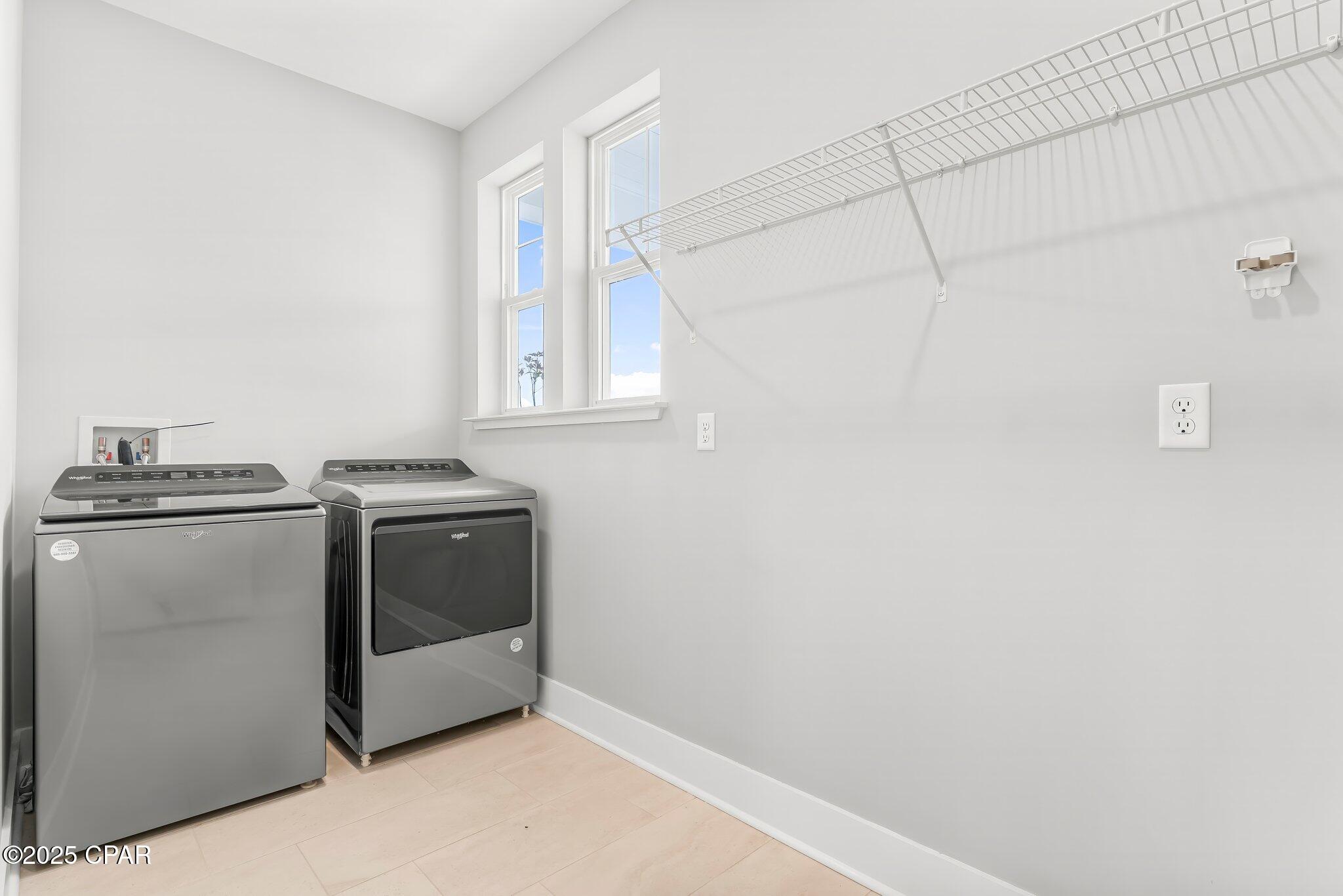 Image 17 For 2221 Warbler Street