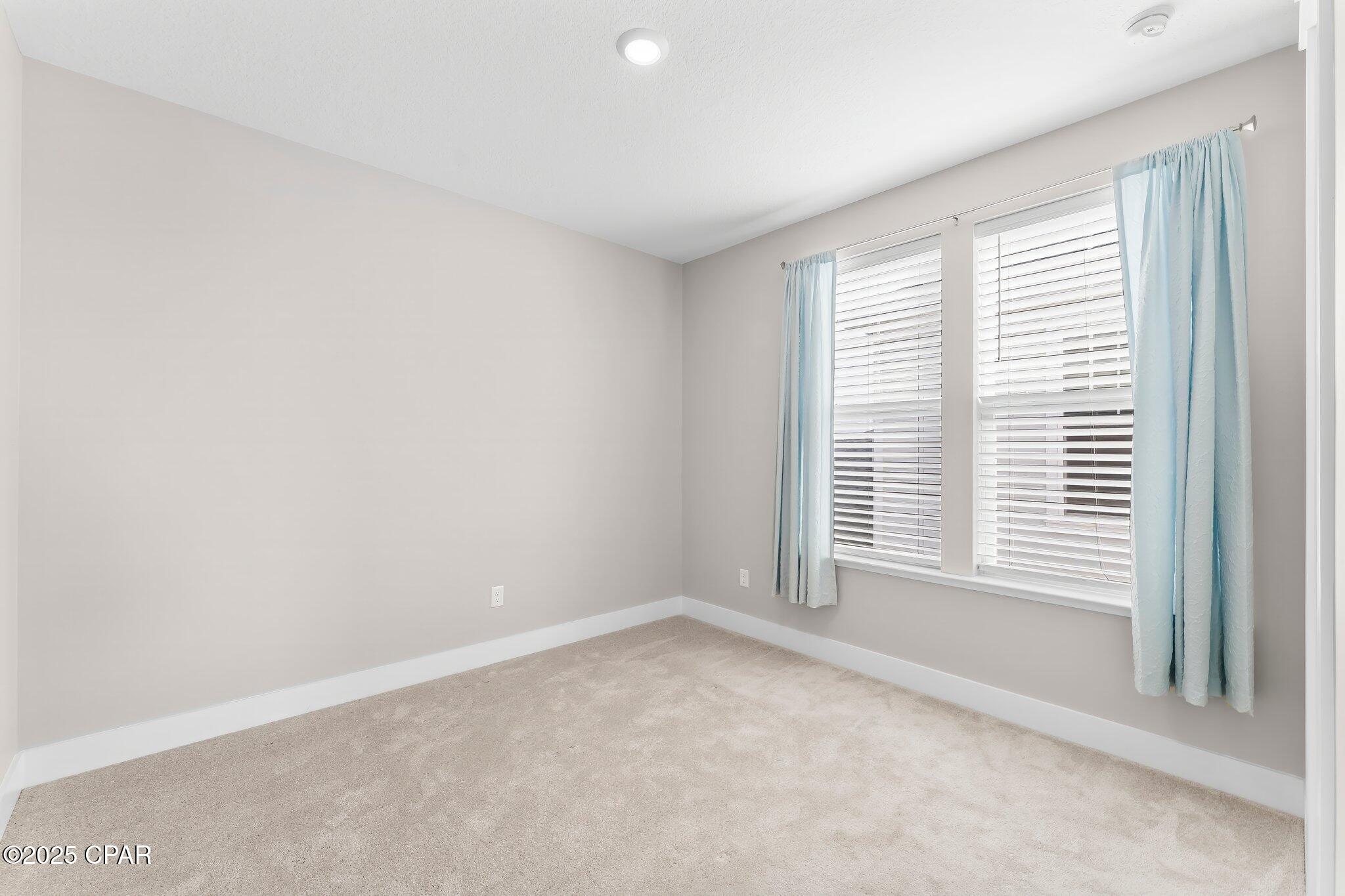 Image 21 For 2221 Warbler Street