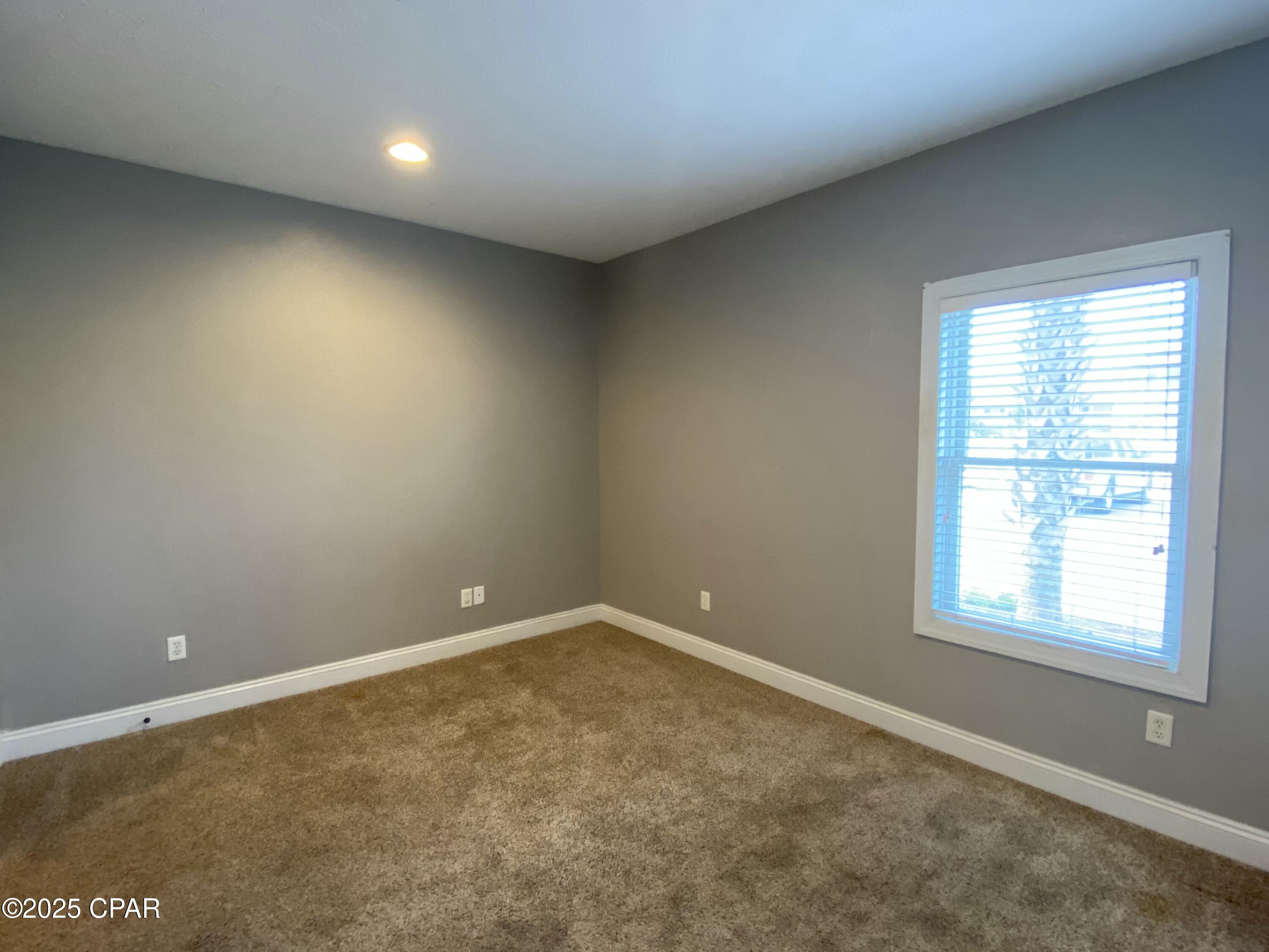 Image 7 For 214 Bonita Circle  B