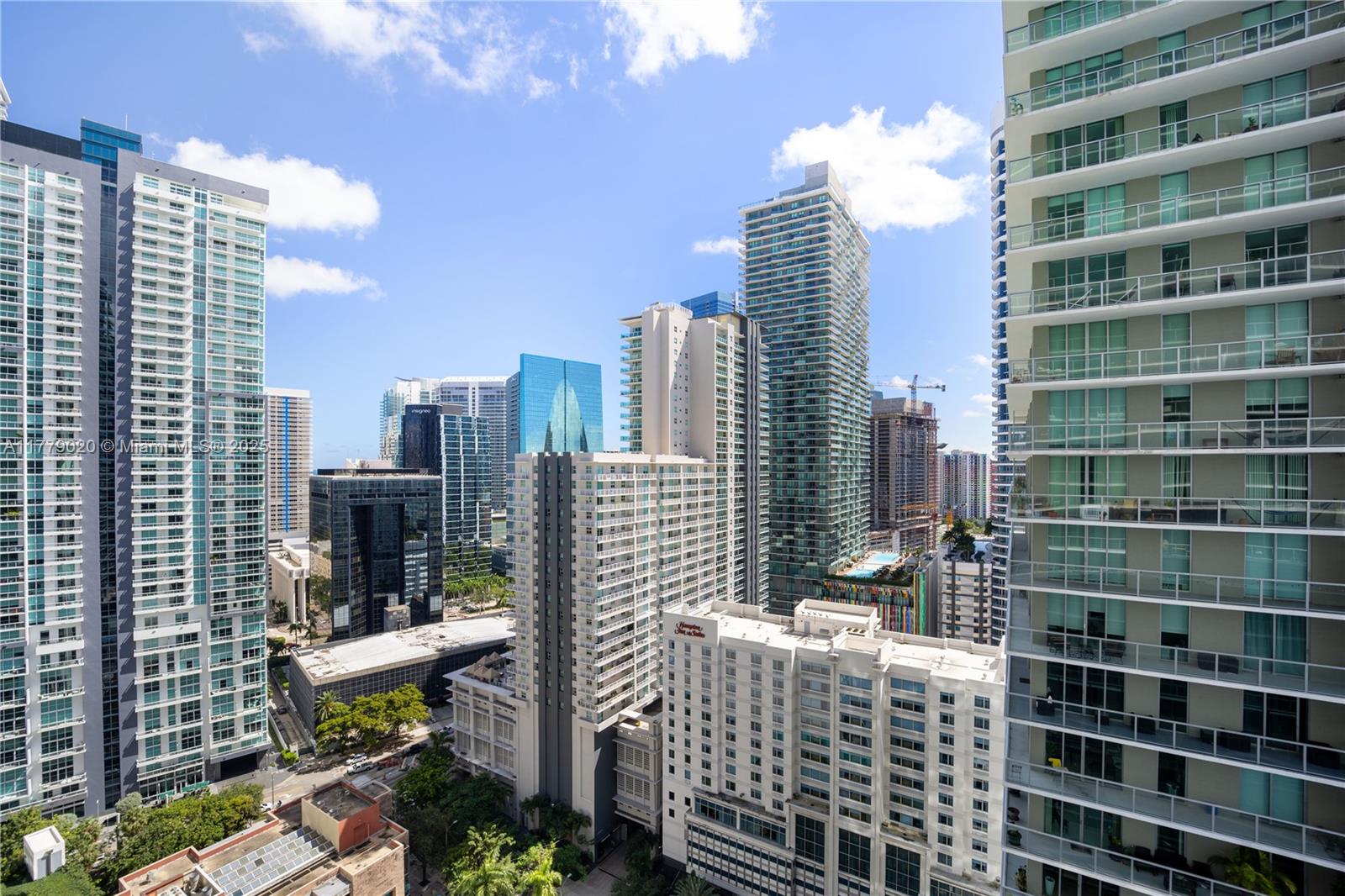 Condo for Sale in Miami, FL