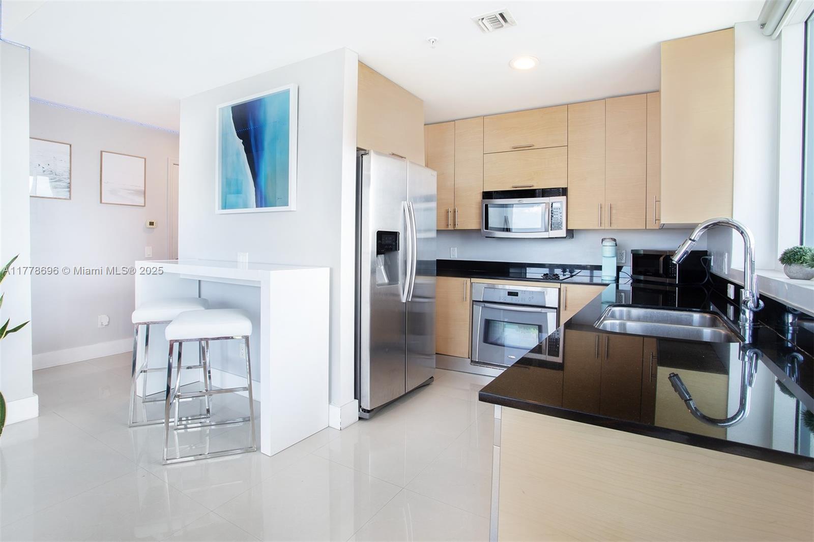 60 SW 13th St #2001, Miami FL 33130