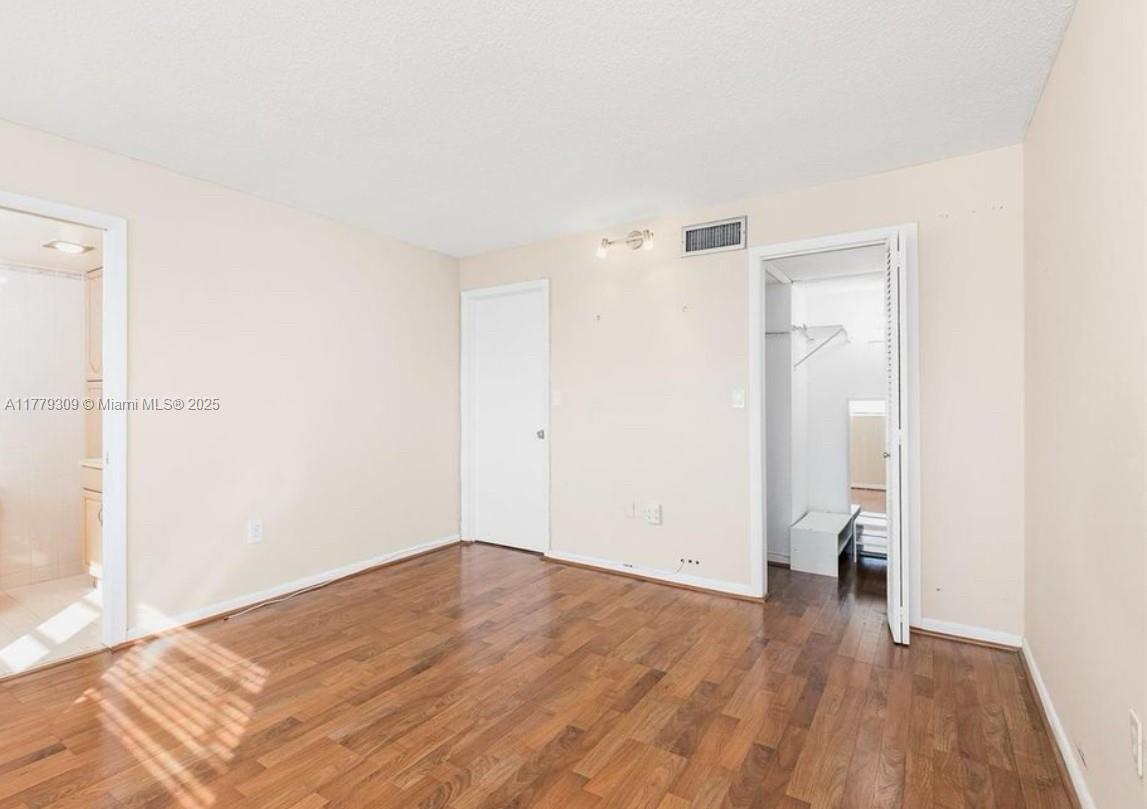 1020 94th St #401, Bay Harbor Islands, Florida image 31