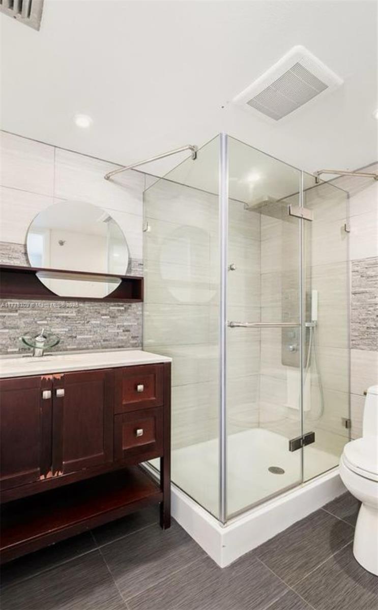 1020 94th St #401, Bay Harbor Islands, Florida image 39