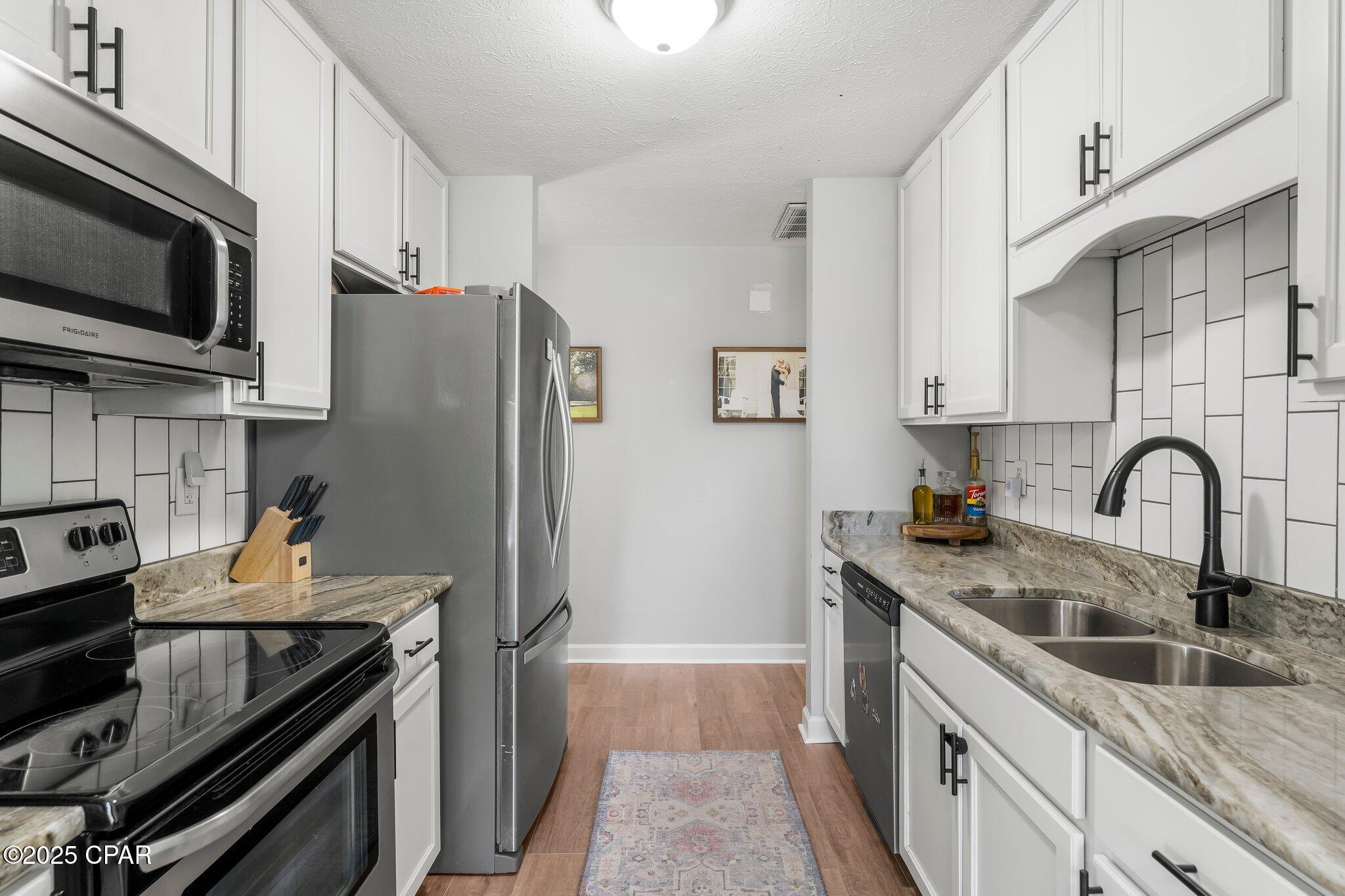 Image 12 For 13006 Petunia Street