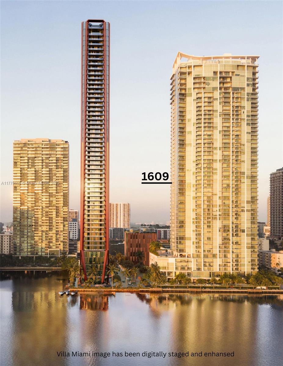 Apartamento à Venda em Miami, FL