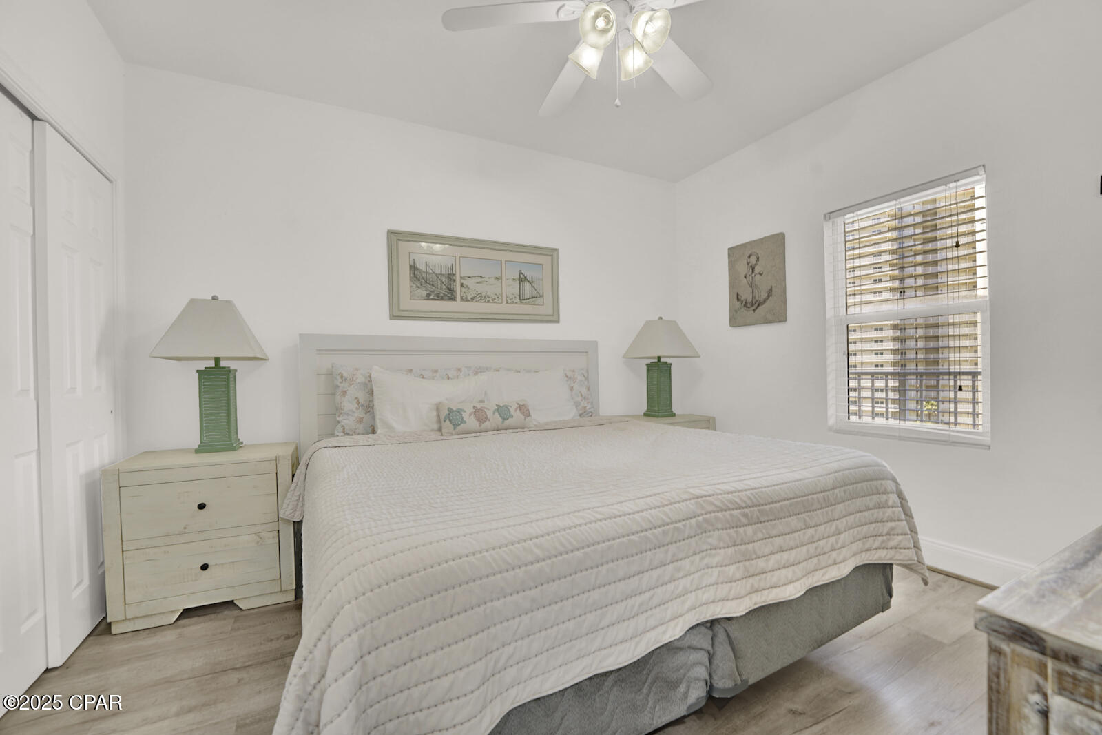 Image 27 For 9902 Thomas Drive 629