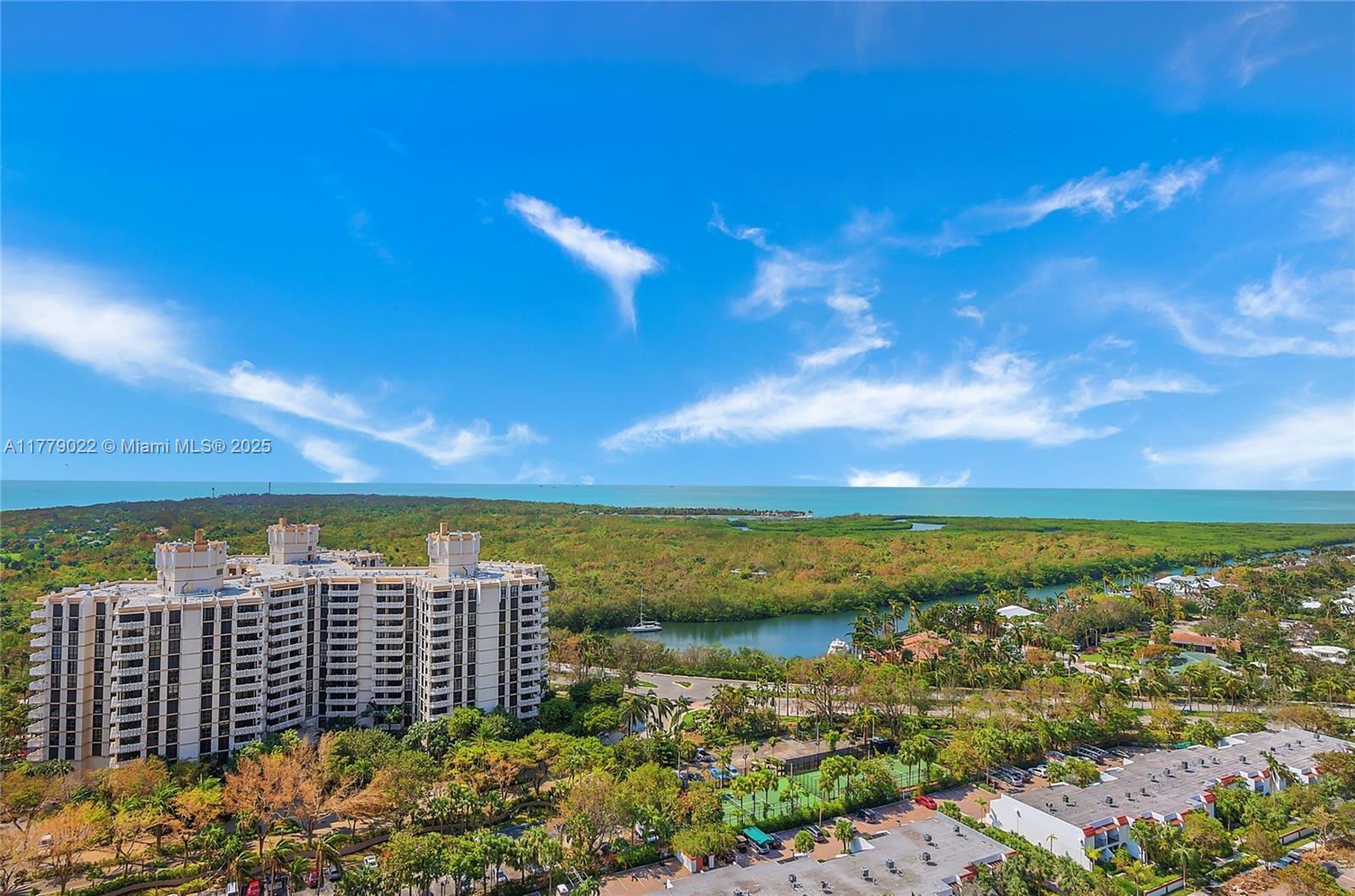 881 Ocean Dr #9A, Key Biscayne FL 33149