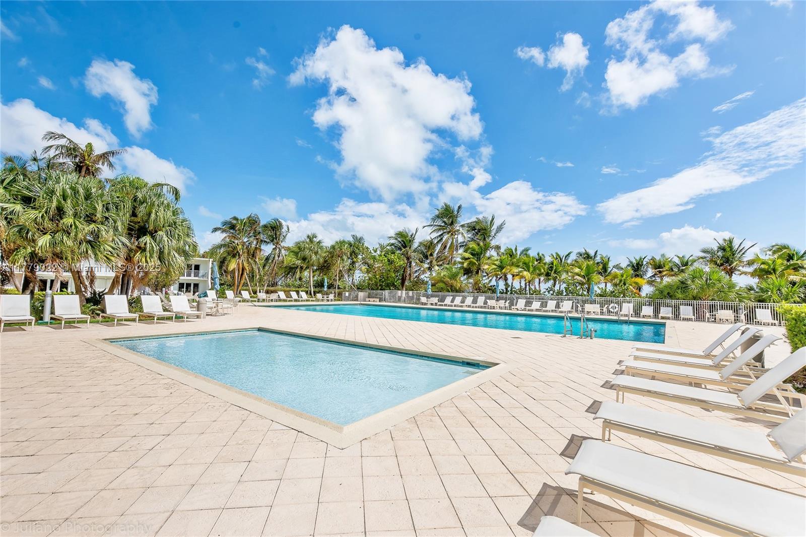 881 Ocean Dr #9A, Key Biscayne FL 33149