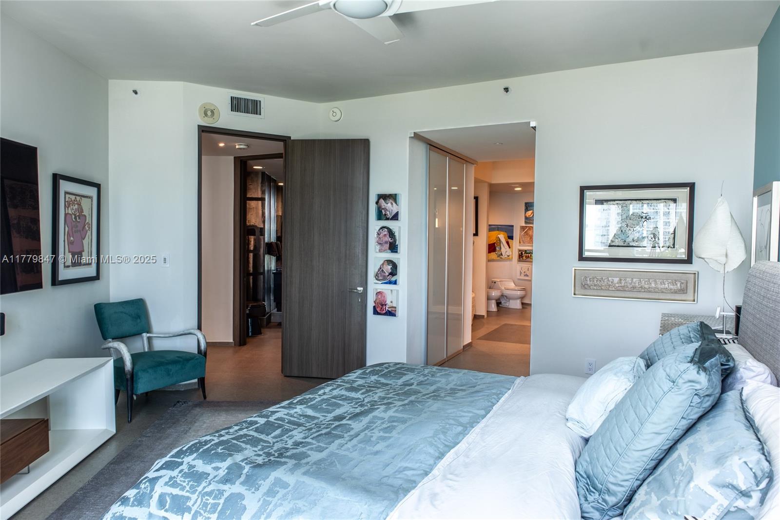 300 S Pointe Dr #1502, Miami Beach FL 33139
