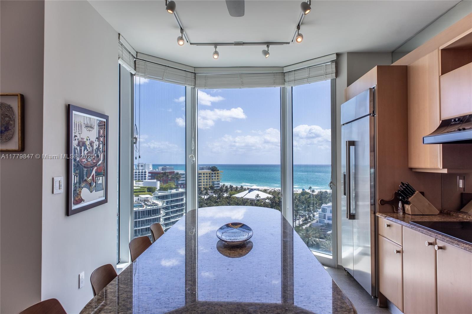 300 S Pointe Dr #1502, Miami Beach FL 33139