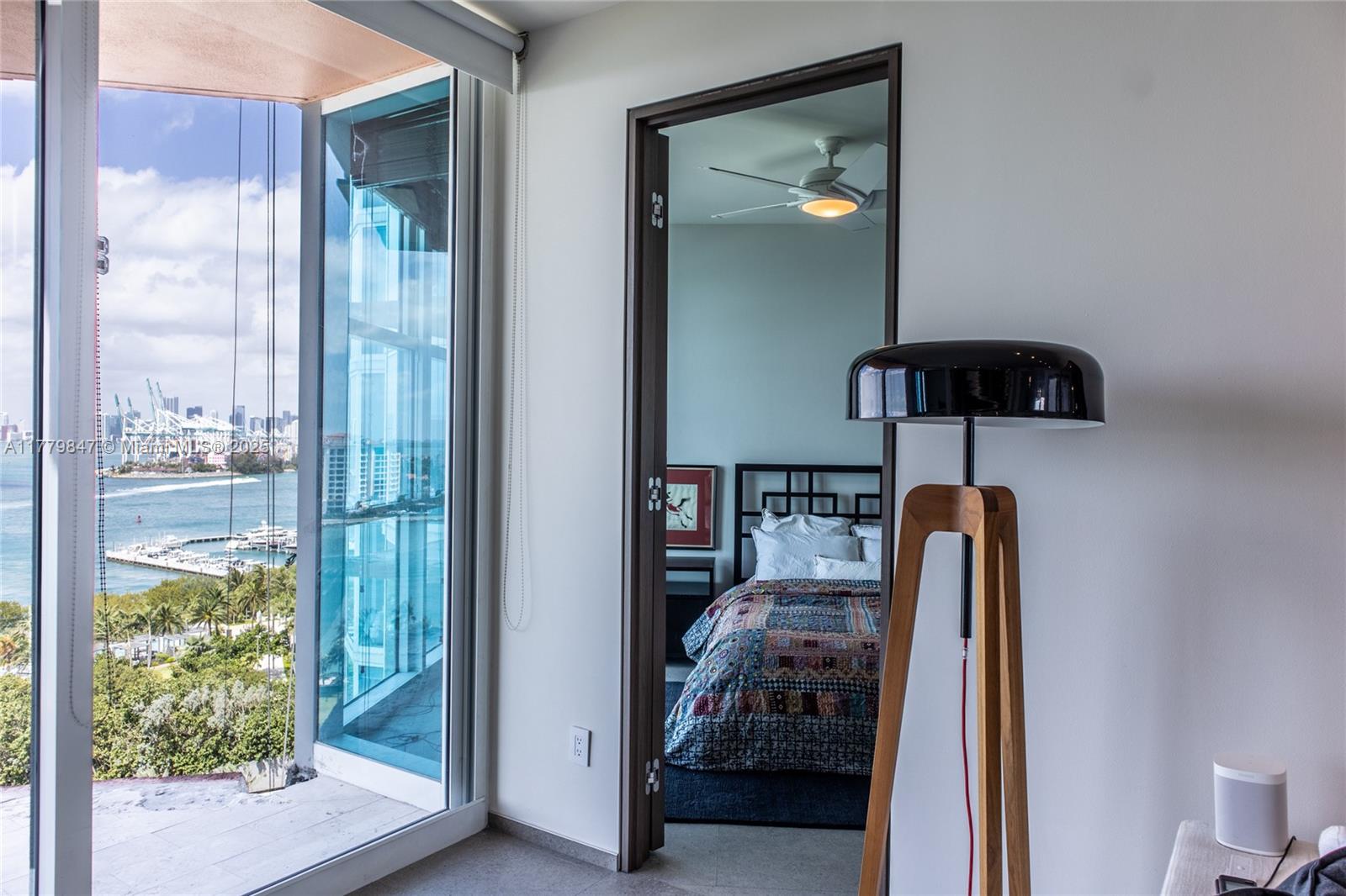 300 S Pointe Dr #1502, Miami Beach FL 33139