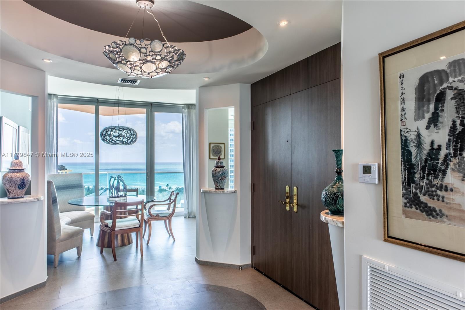 300 S Pointe Dr #1502, Miami Beach FL 33139