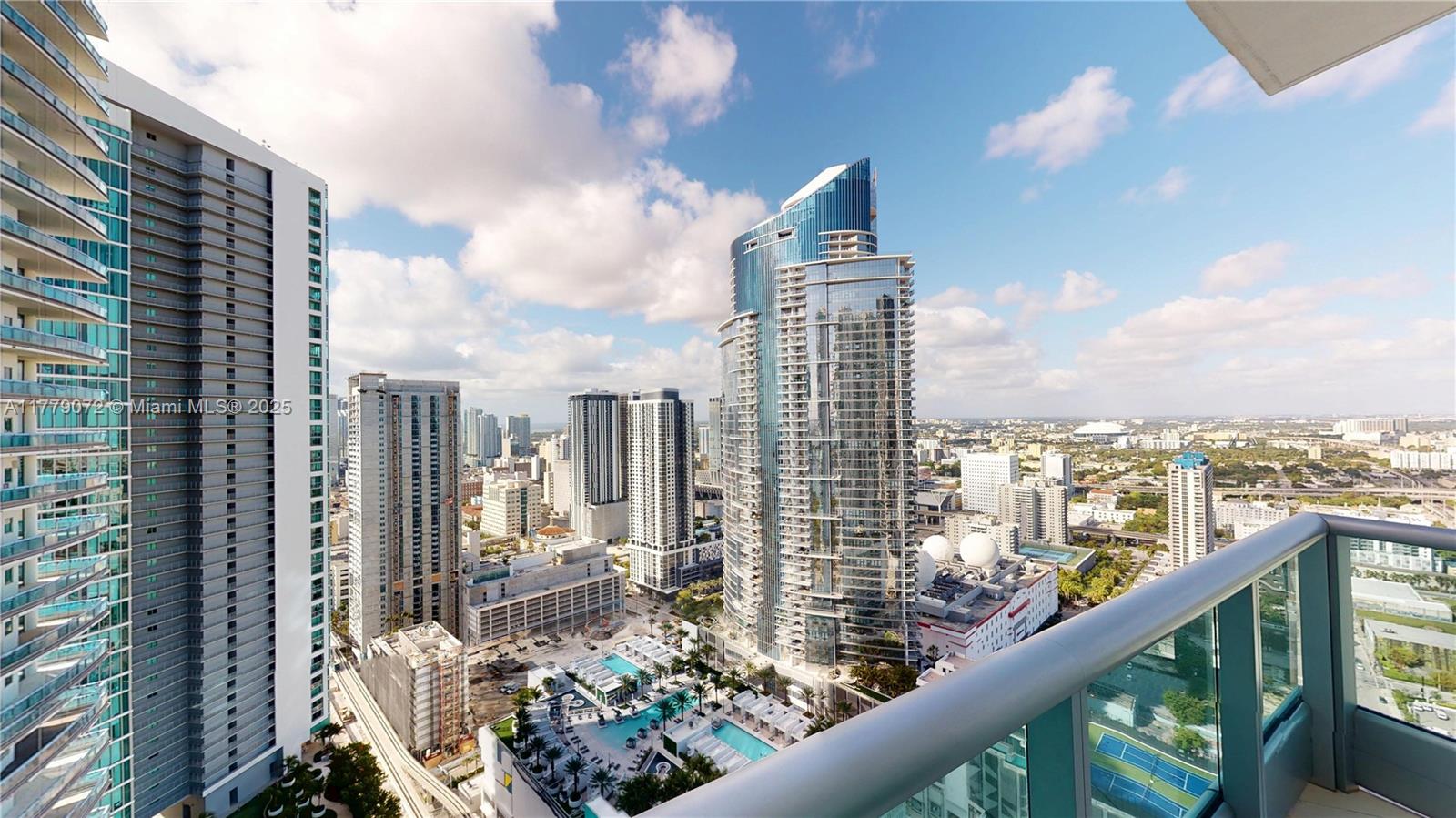 900 Biscayne Blvd #4312, Miami FL 33132