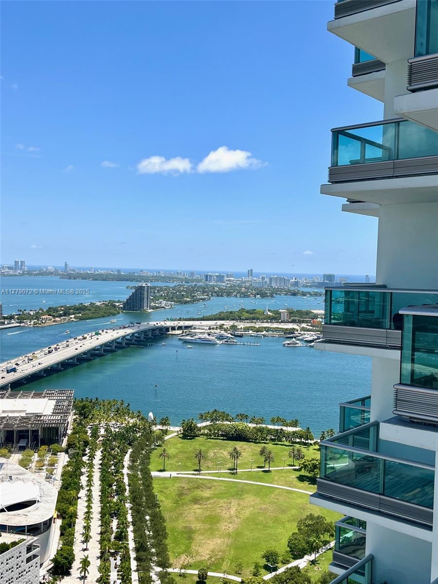 900 Biscayne Blvd #4312, Miami FL 33132