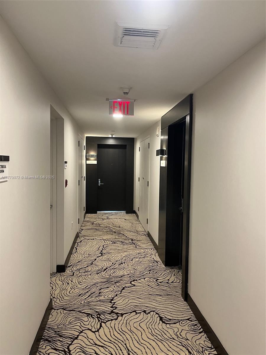 900 Biscayne Blvd #4312, Miami FL 33132