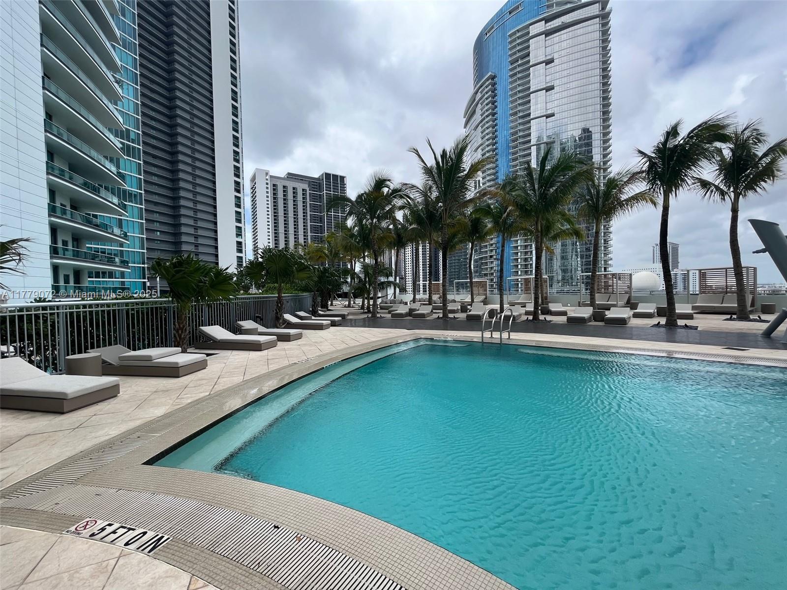 900 Biscayne Blvd #4312, Miami FL 33132