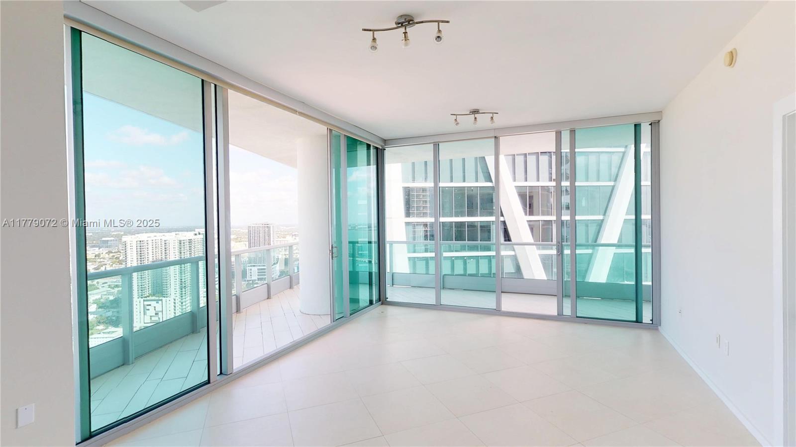 900 Biscayne Blvd #4312, Miami FL 33132