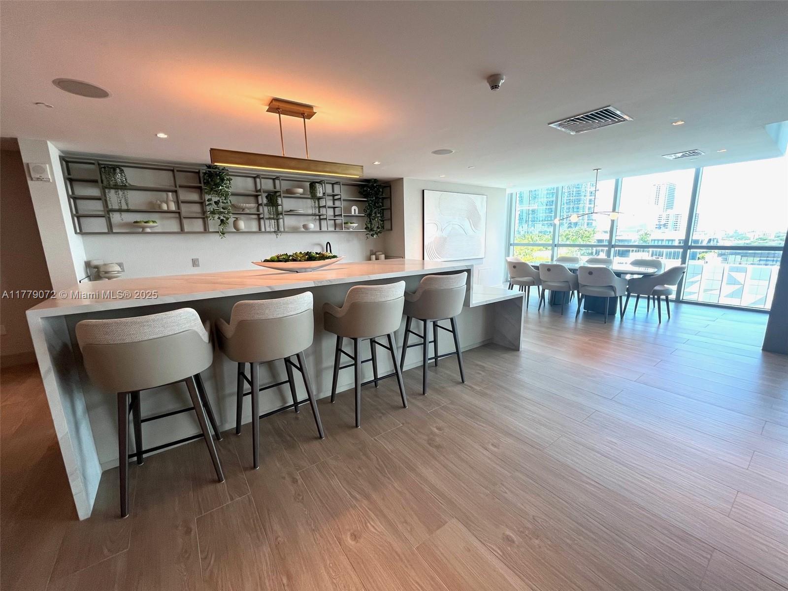 900 Biscayne Blvd #4312, Miami FL 33132