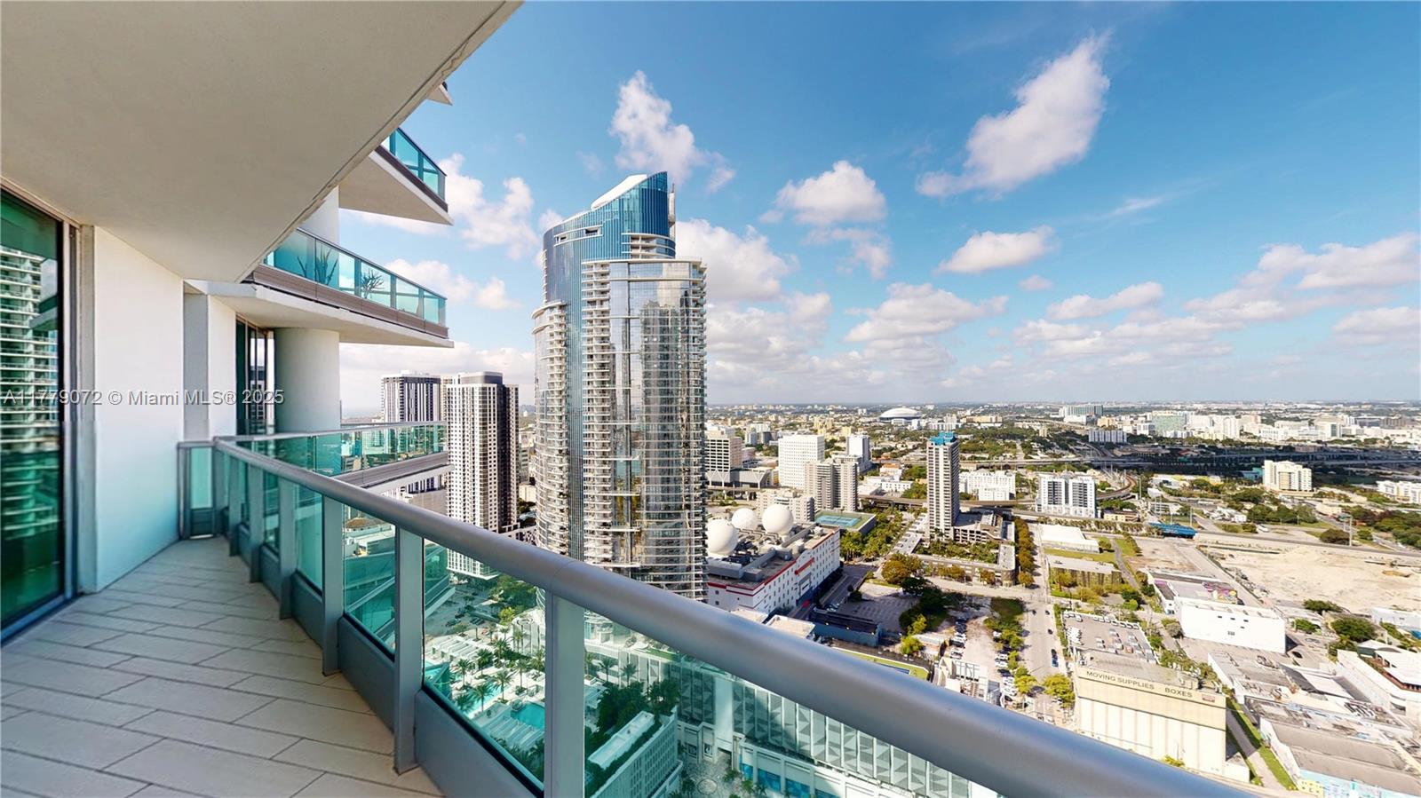 900 Biscayne Blvd #4312, Miami FL 33132